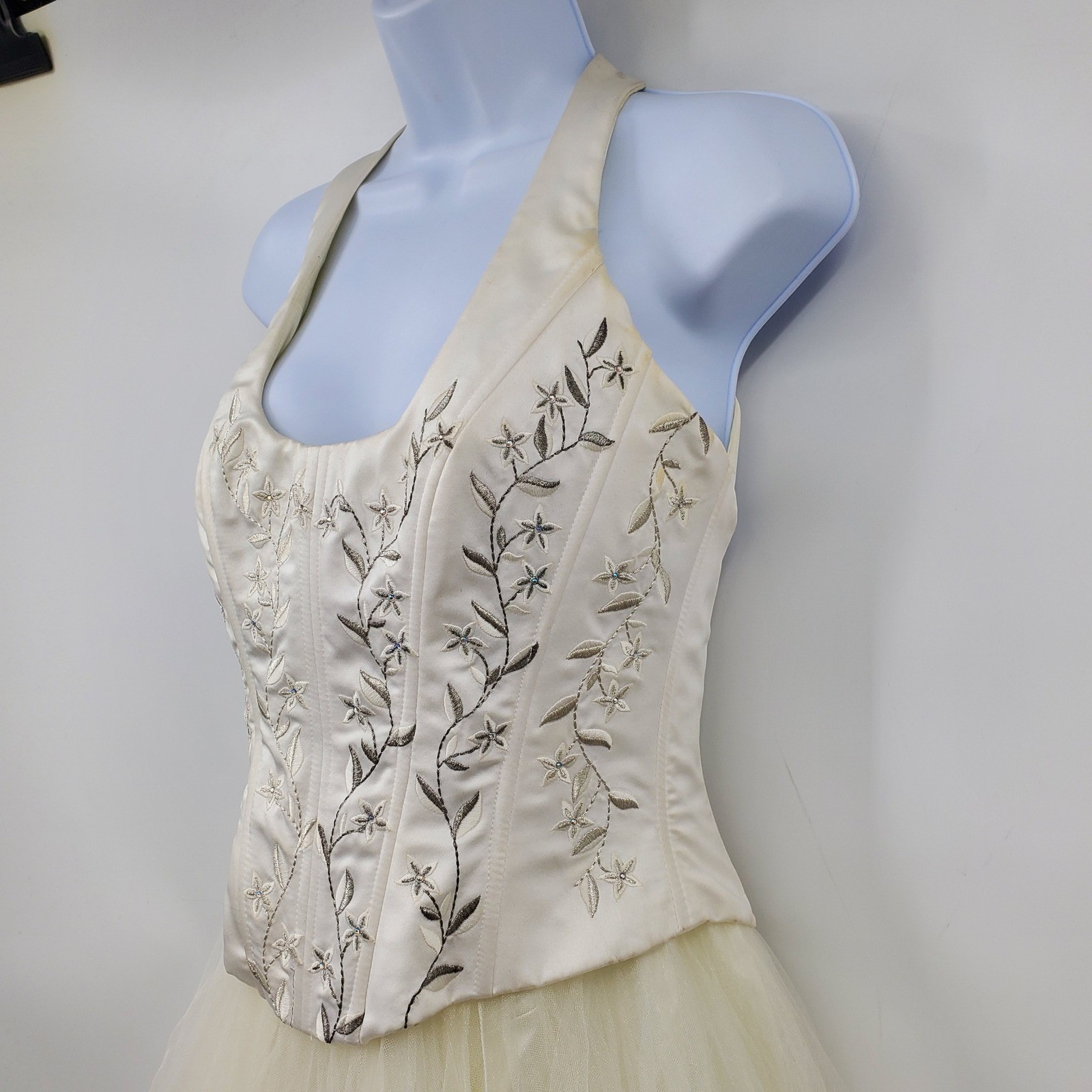 Vintage Cache Ivory Embroidered Halter Tulle Ball Gown Formal Dress 6 Wedding