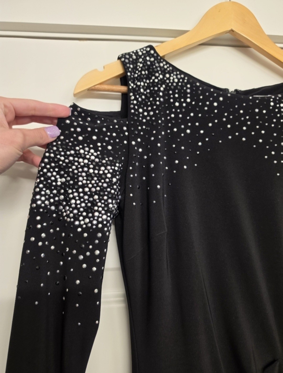 CACHÉ Vintage 2013 Black Cold Shoulder Long Sleeve Sparkle Rhinestone Midi Dress