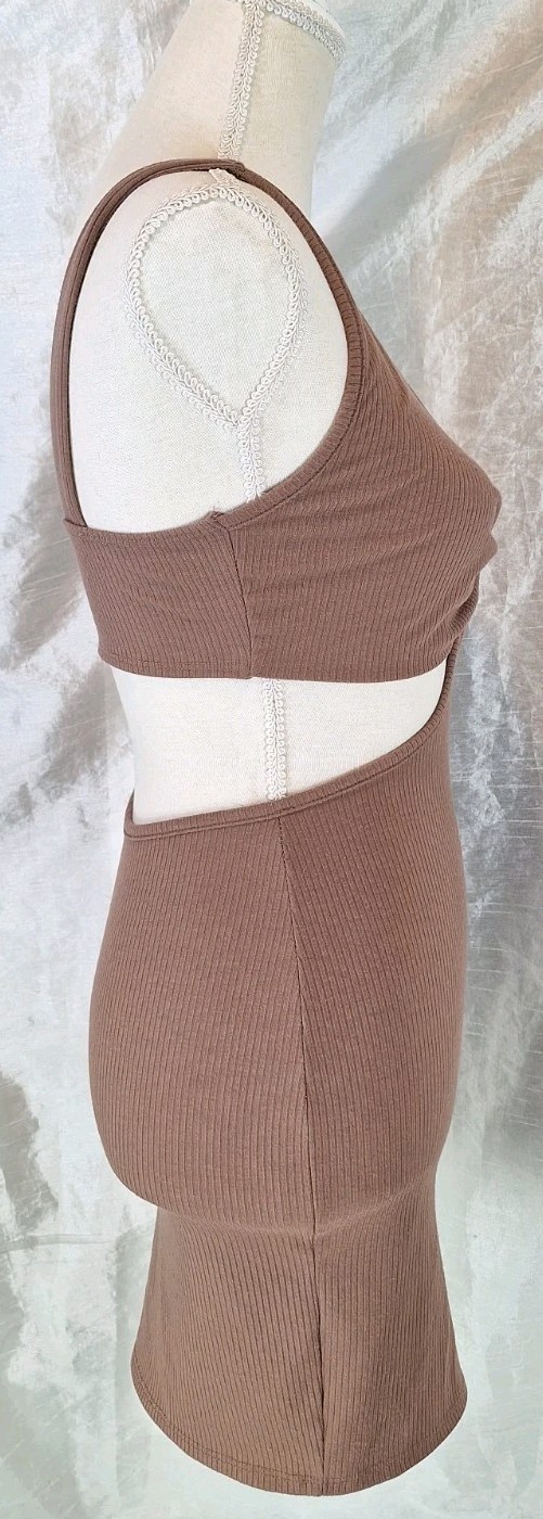 CHOCOLATE USA SzM Plunging Neck Twist Cut-out Ribknit Bodycon Mini Dress Mocha