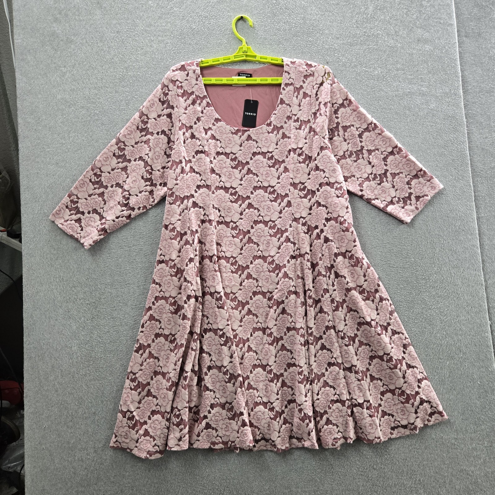 Torrid Women Dress 3X Pink Nylon Polyester Skater Dress Floral Fit NWT