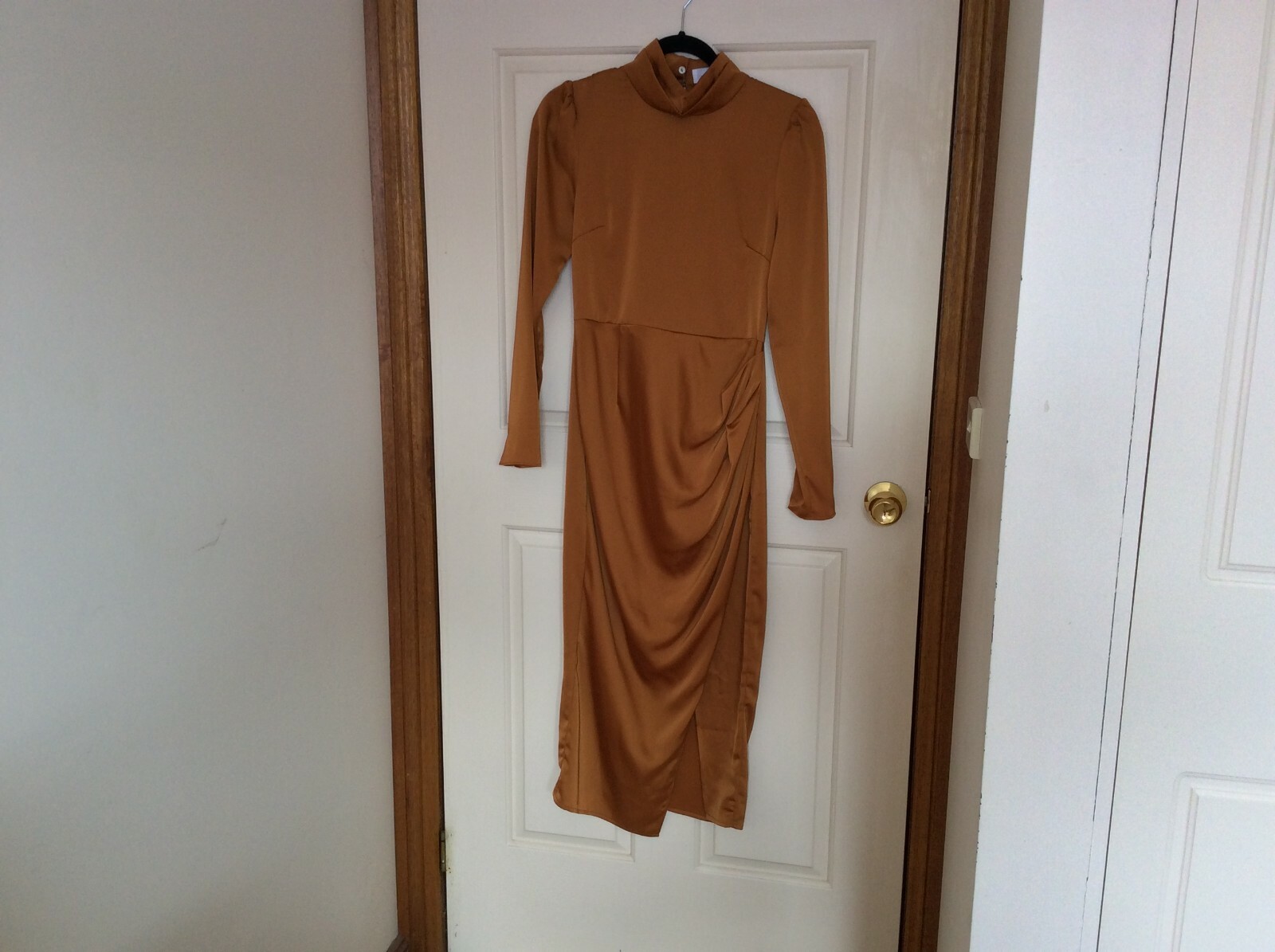 WHYTE VALENTYNE SATIN FITTED TURTLE NECK DRESS SIZES 6 8 10 12 AND 14