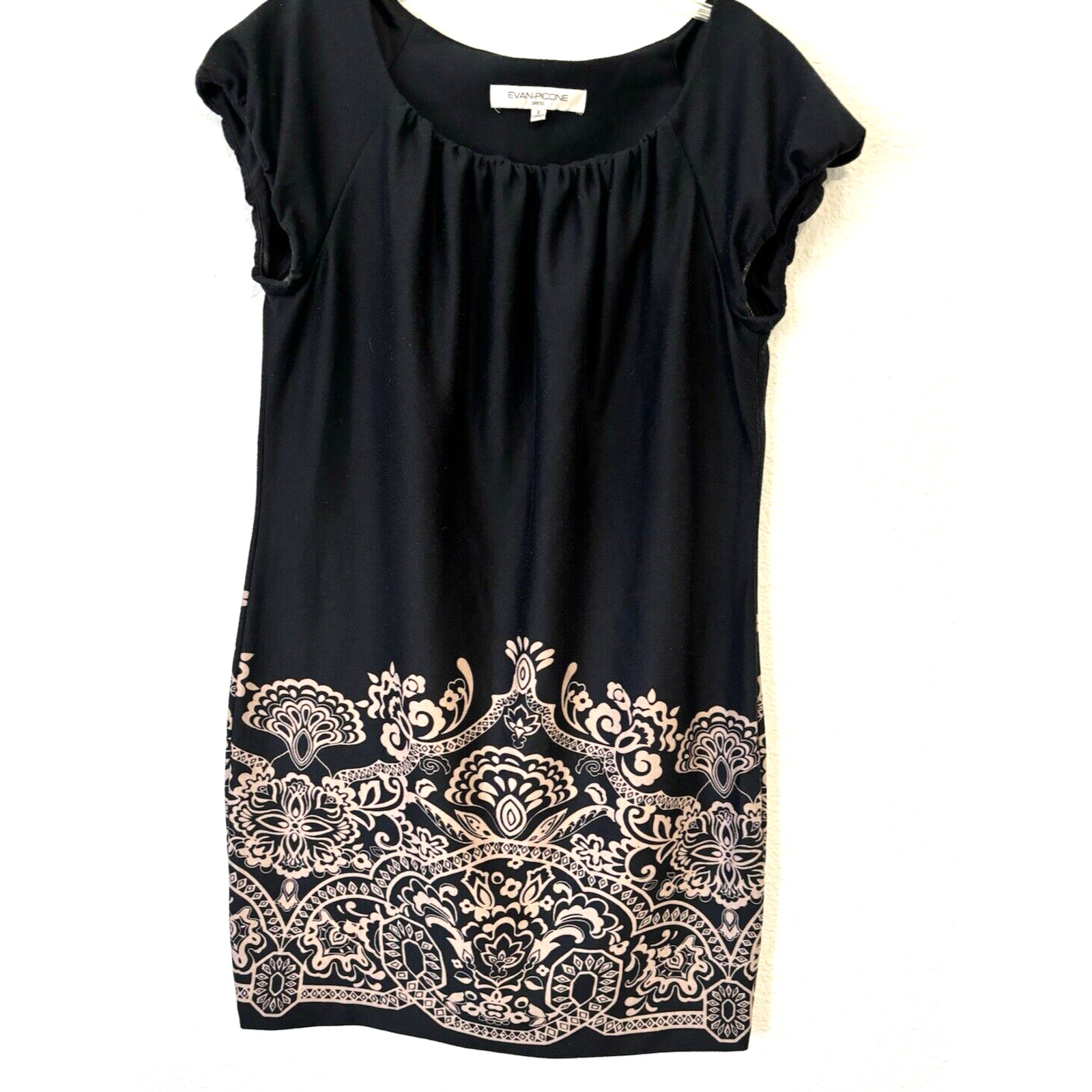 Vintage Evan Picone Black Elegant Short Sleeve Dress Scoop Neckline Size 8
