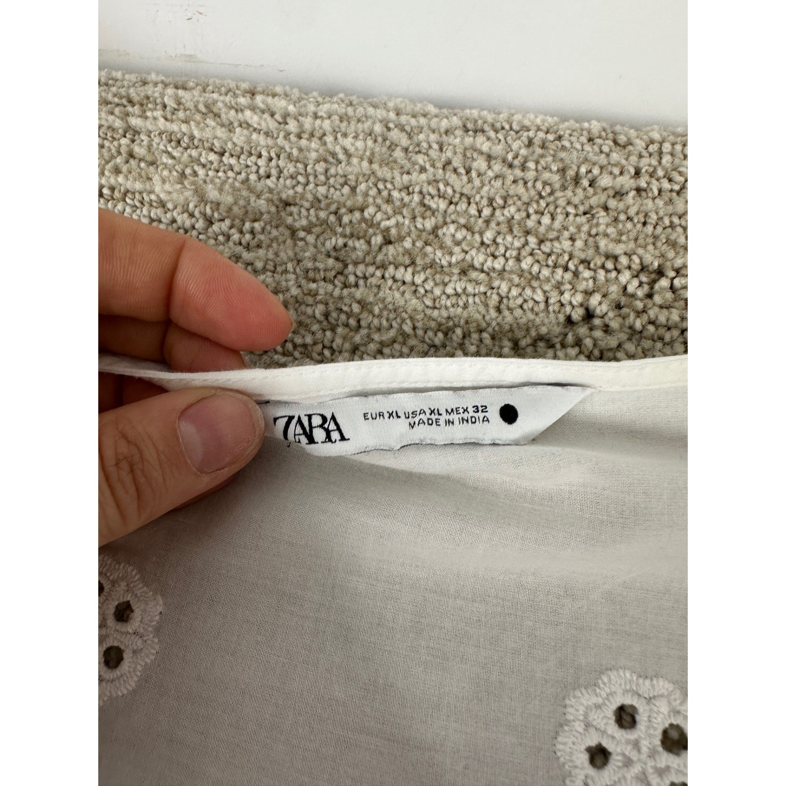 Zara White Eyelet Lace Midi Dress Womens XL Long Sleeve Boho Pintuck V-Neck