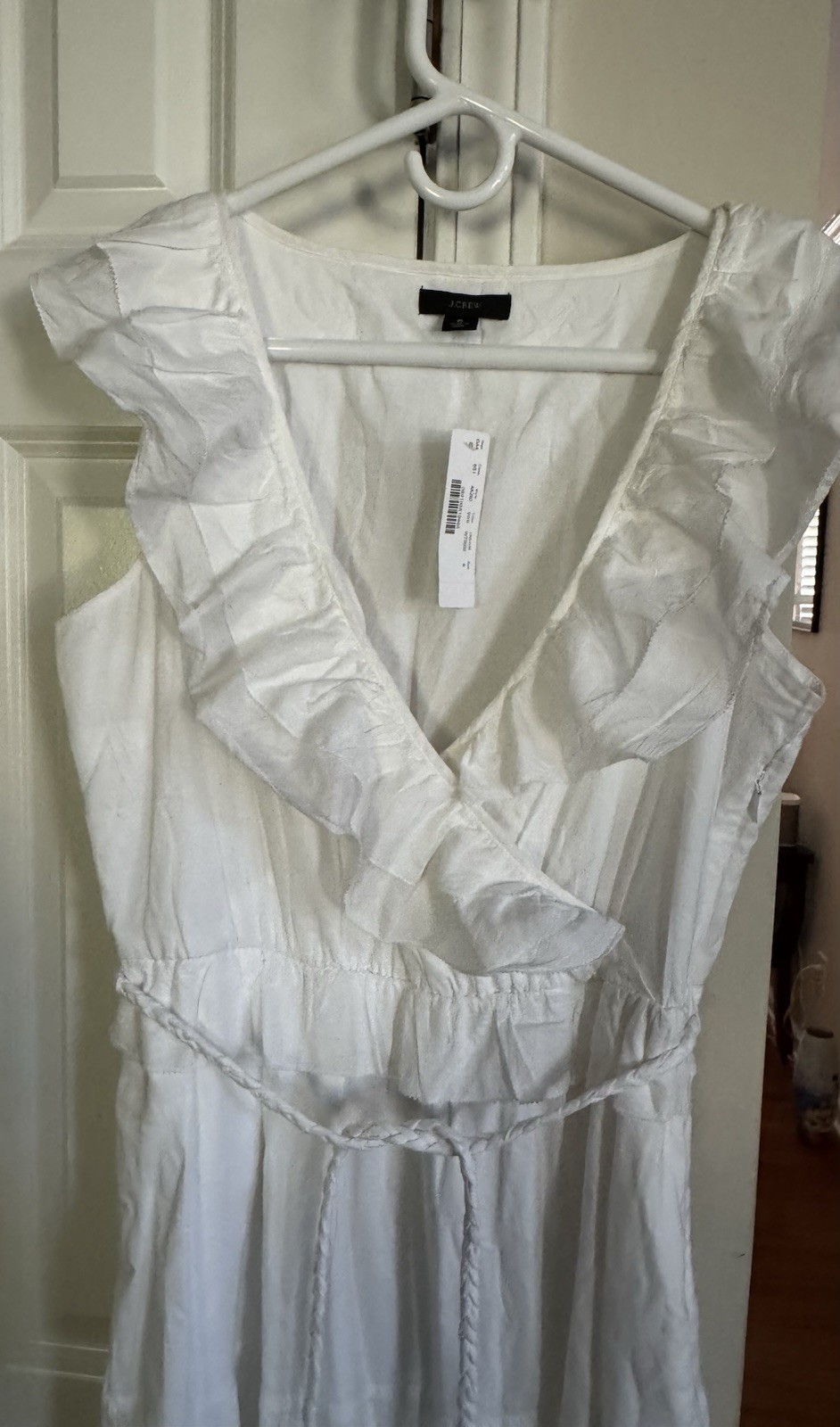 Long, White Linen-like Sun Dress S-6. Neck Ruffles. Sleeveless. Lined. Pockets.