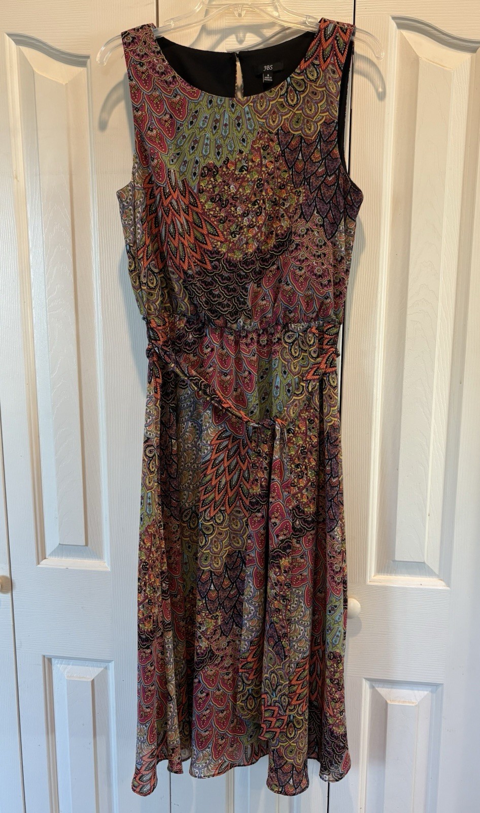 JBS Size 8 Multi-color GARDEN Floral Sleeveless MIDI Dress