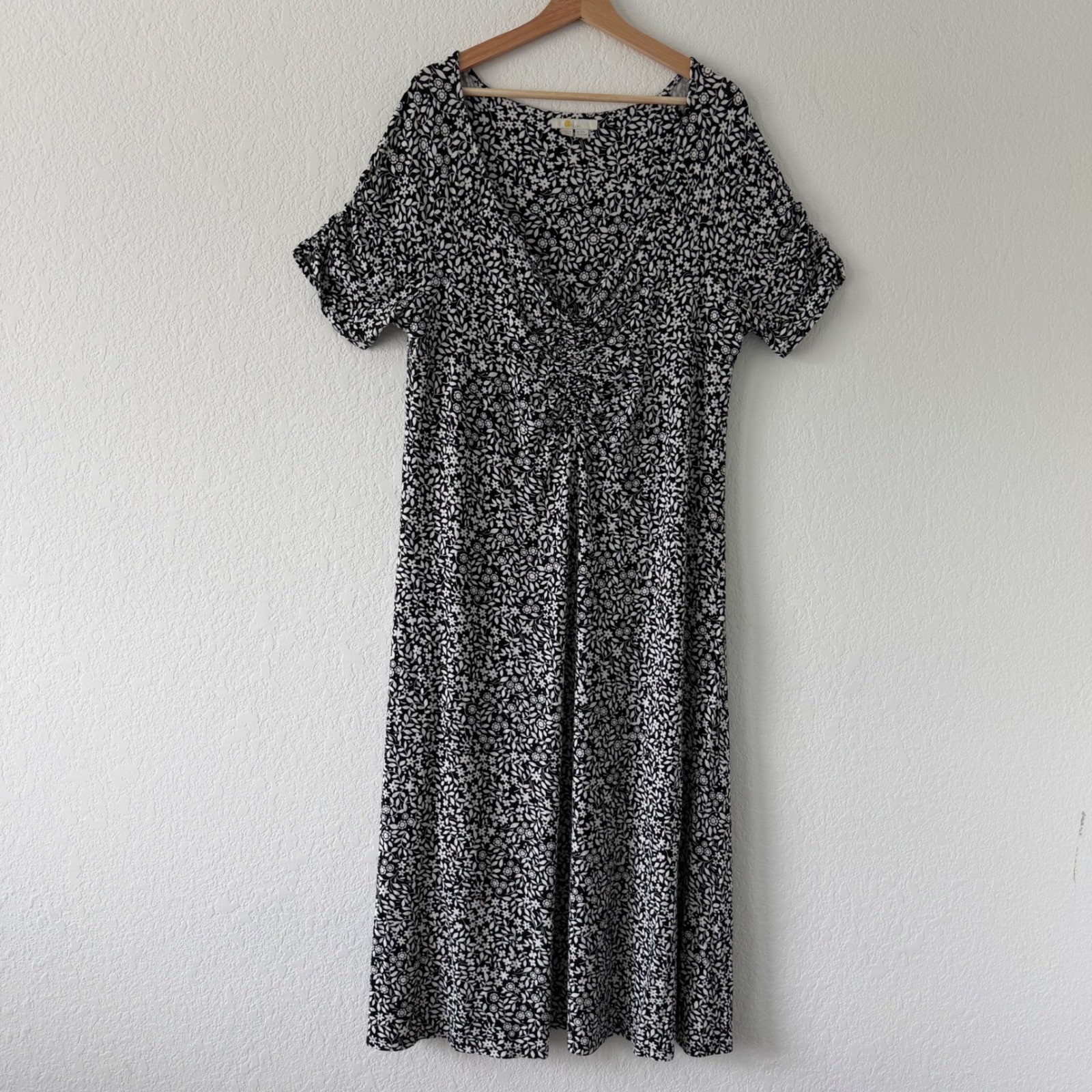Boden Black White Floral Ruched V-Neck Midi Dress Womens US 16/18R Short Sleeve