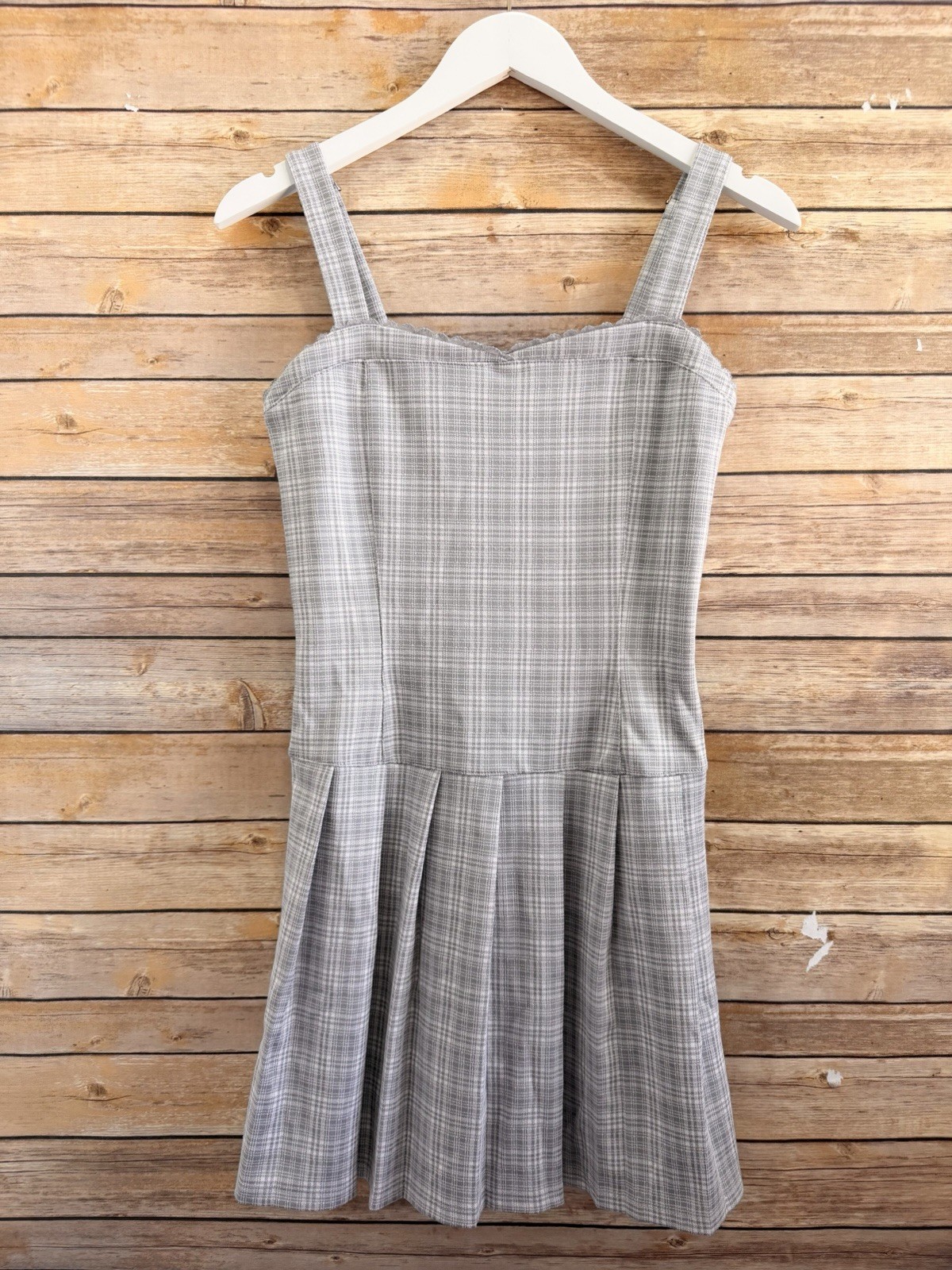 Derek Heart Dress Women’s Size Medium Gray Plaid Pleated Overall Pinafore NWT