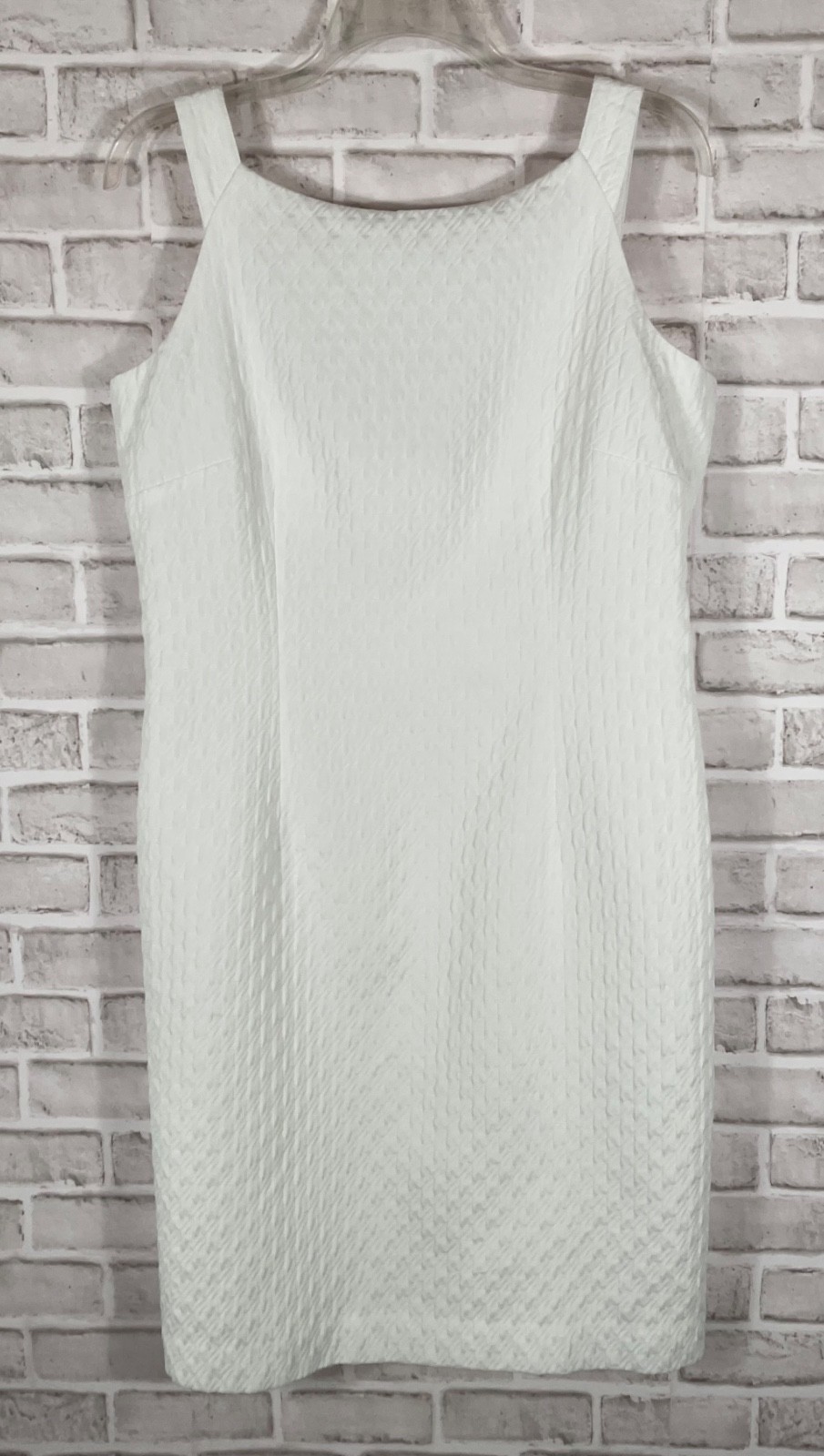 Talbots Dress Womens Sz 18 White Quilted Sheath Strappy Cross-Cross Sleeveless