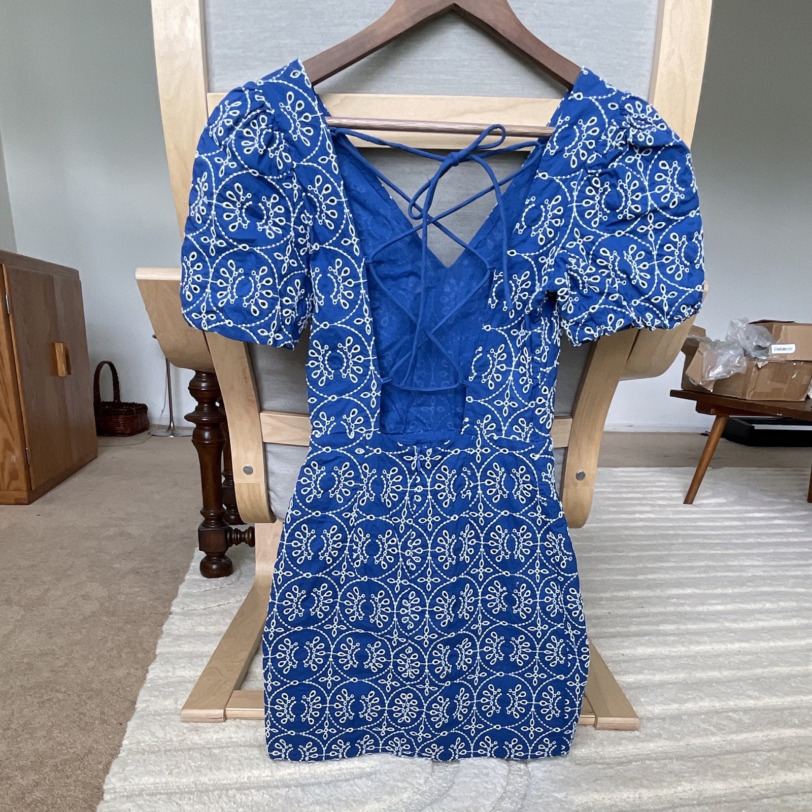 Mango Blue/White Embroidered Puff Sleeve V-Neck Tie Mini Dress XXS Cotton