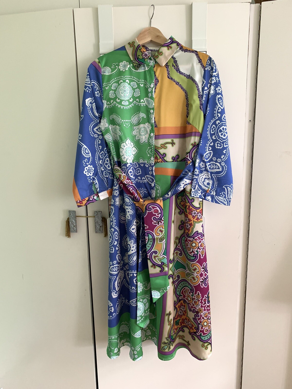 multicolour printed satin dress L