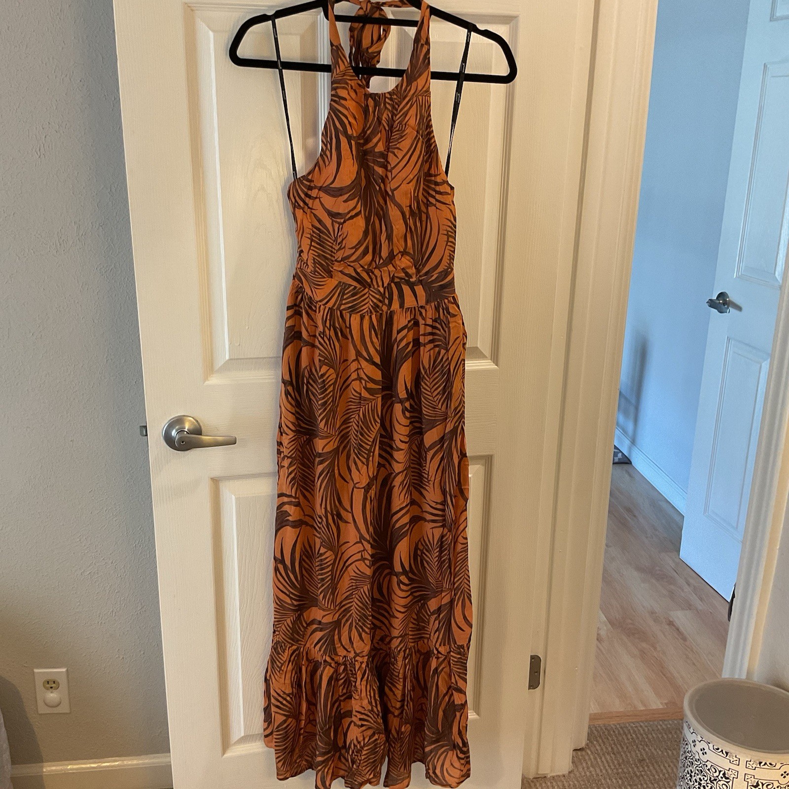 Minkpink Finley Maxi Adjustable Halter Open Back Dress Pockets Summer Small Nwt
