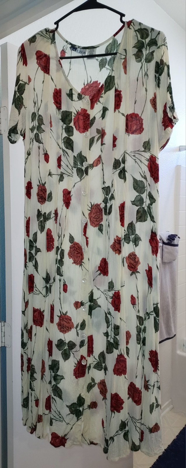 Cera Floral Sheer Midi Button Dress Tie Back Short Sleeve Ivory Red Medium