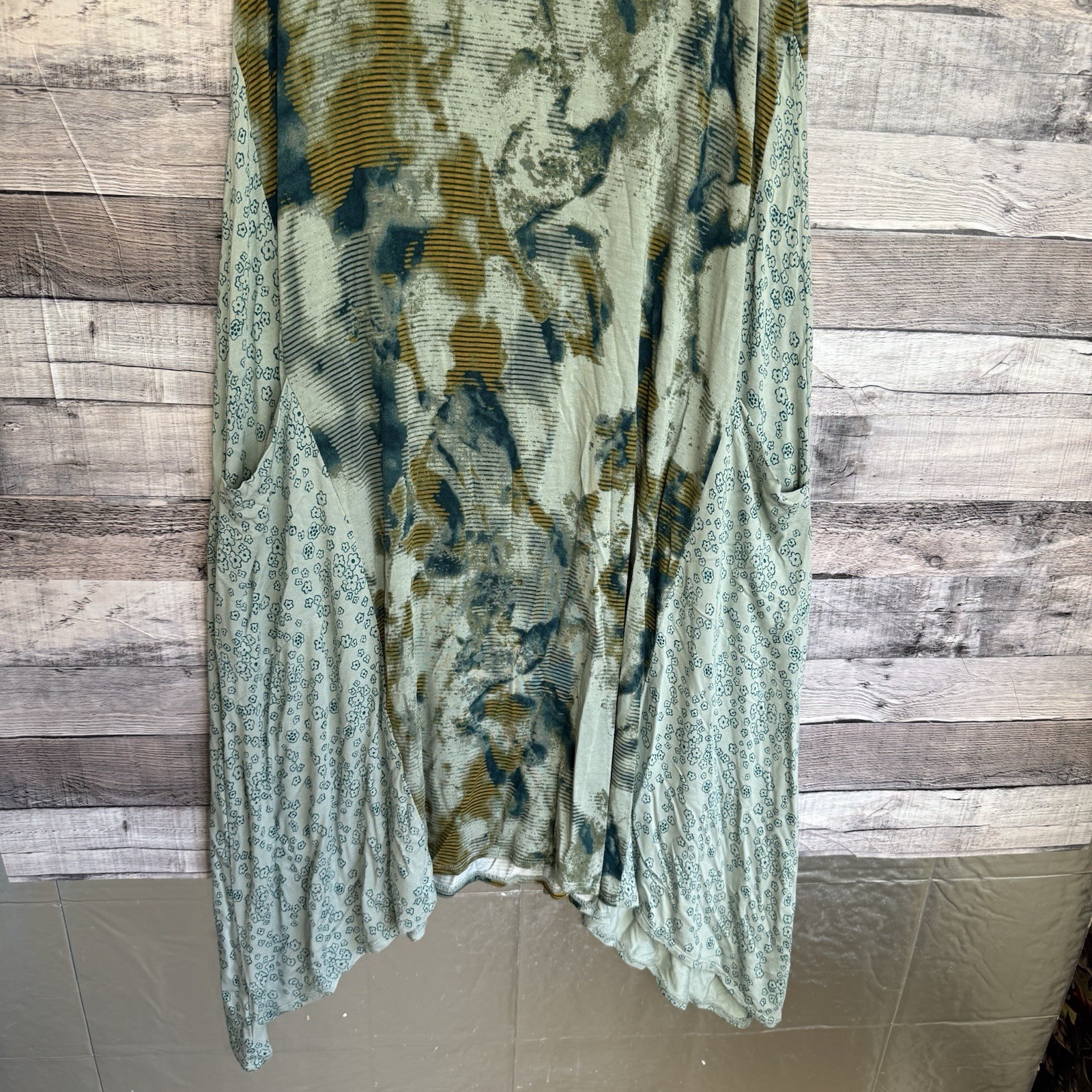 LOGO By Lori Goldstein Floral Maxi Dress M Sleeveless Stretch Pockets Green