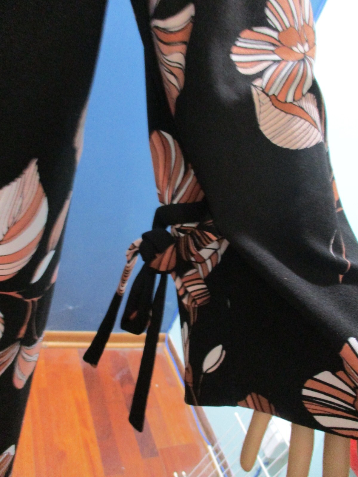 size 14 black and rust floral zip up knit sheath retro mod dress by NINE WEST
