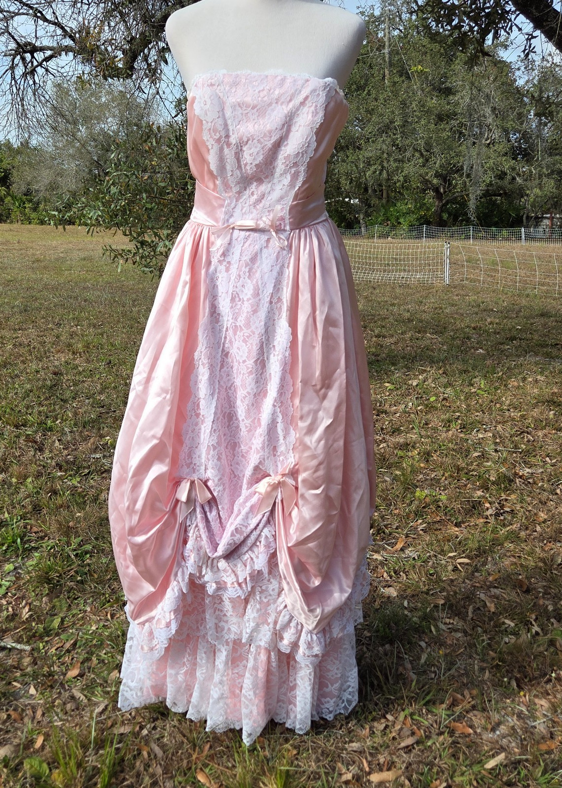 VTG 1970s LORALIE Pink Satin Lace Victorian Southern Belle Dress 7/8 Runs Small
