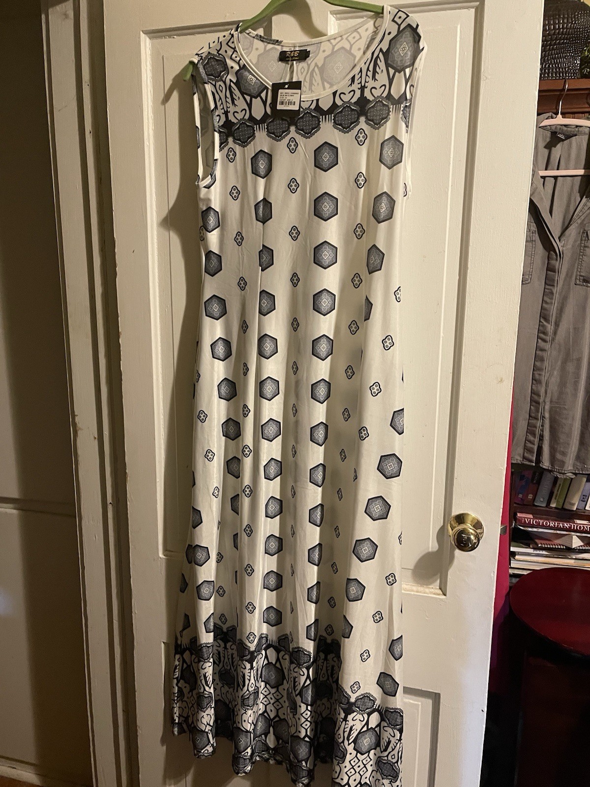 Classy Women’s R&B Navy And White dress XL