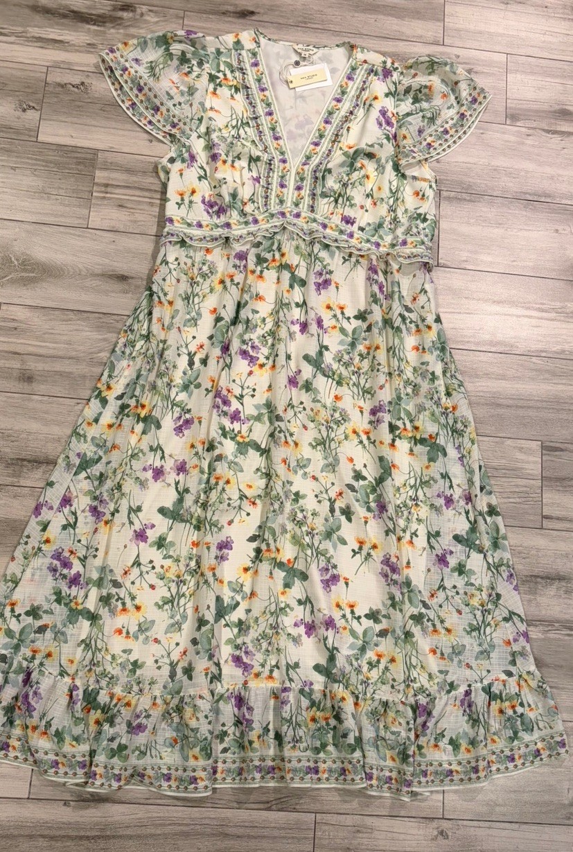 NWT 1X Max Studio Women’s Plus Size Multi-color Floral V-Neck Tiered Maxi Dress