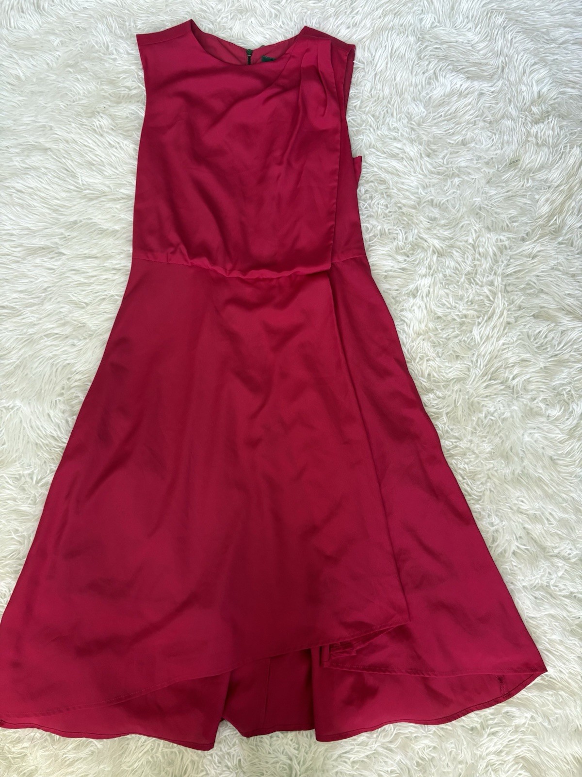 Vince Camuto Women’s 4 Pink Magenta Dress. Beautiful, Flattering
