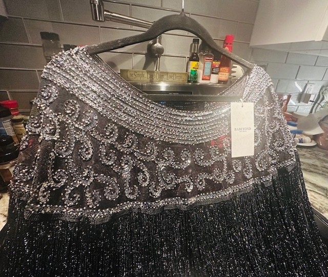 GORGEOUS BRAND NEW SEQUIN BLACK/SILVER COCKTAIL EVENING SEE-THRU FRINGE CAPE!!!