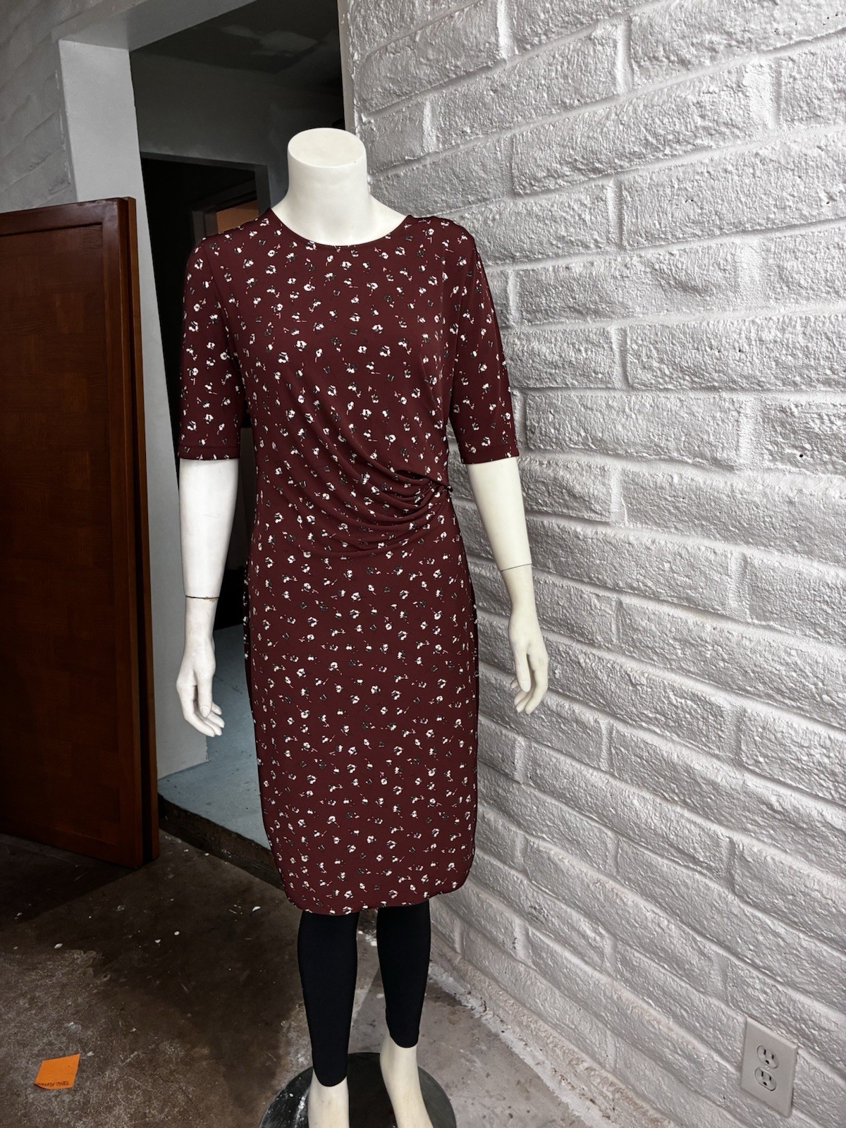 Banana Republic Burgundy Wildflower Print Ruched Flattering Fit Dress S EUC
