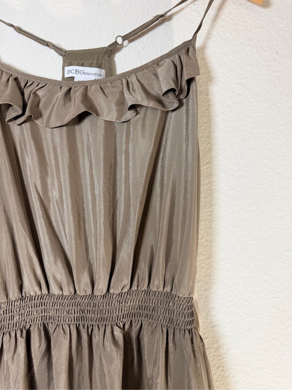 BCBGeneration Dark Spice Shimmer Open Back Ruffle Dress M