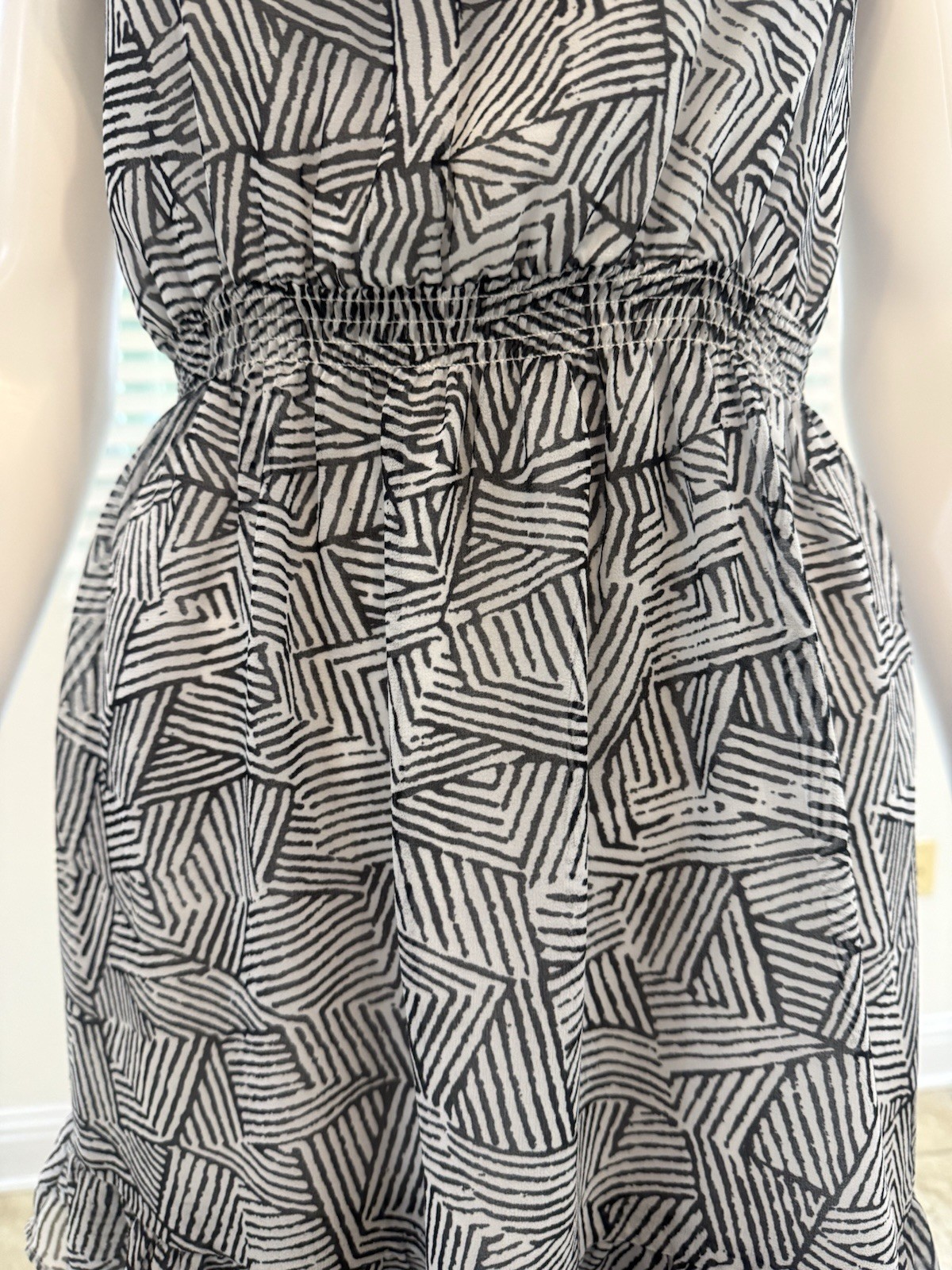 Moda International Geometric Print Ruffle Sundress in Black/White SizeXs