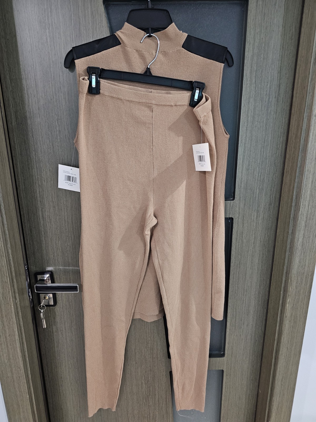 Ellen Tracy Camel Brown Sleeveless Sweater Dress With Matching Pants Set Size L