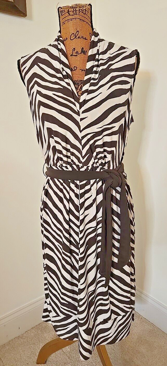 Daisy Fuentes Moda Womens Large Zebra mid length patterned dress Tie Brown White