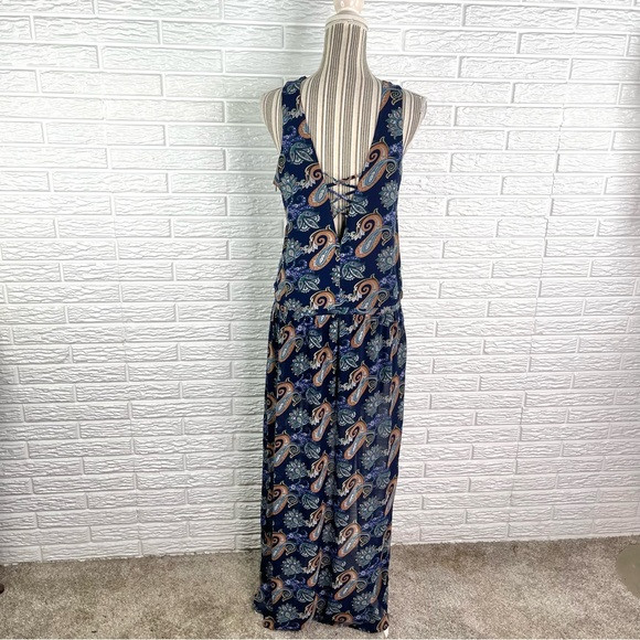 Tobi Multicolored Paisley Open Back Maxi Dress Size Small Pleated Accents