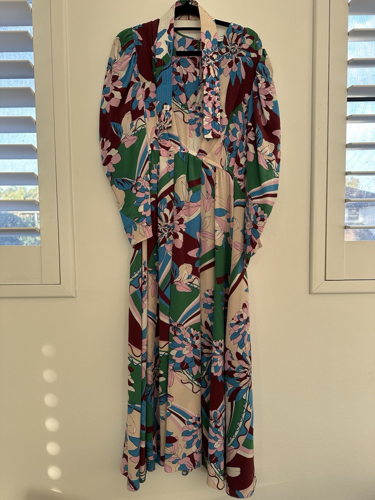 Scanlan Theodore Floral dragon print Maxi dress size 8 Belted Long Sleeve