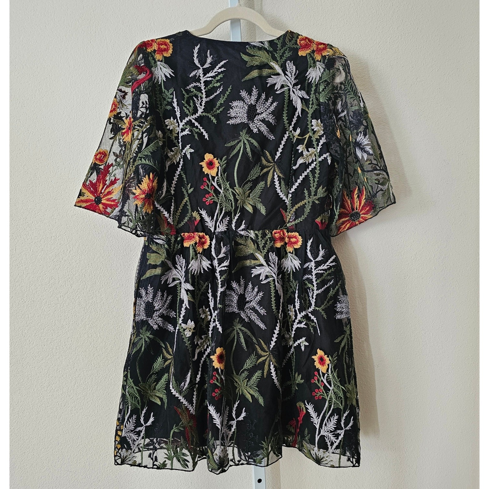 DISTURBIA NWT Wildflower Embroidered Floral Boho Goth Mesh Mini Dress Sz US 8