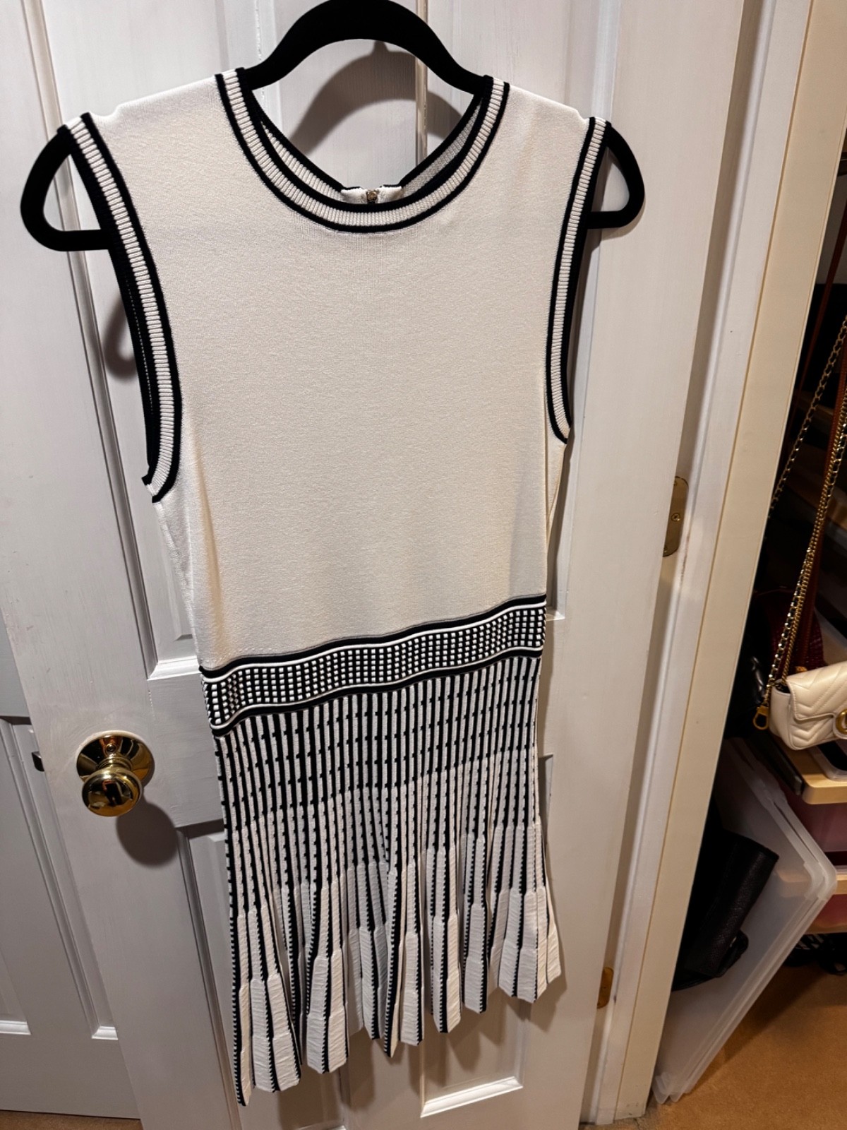 ted baker dress size 2 black and white dress