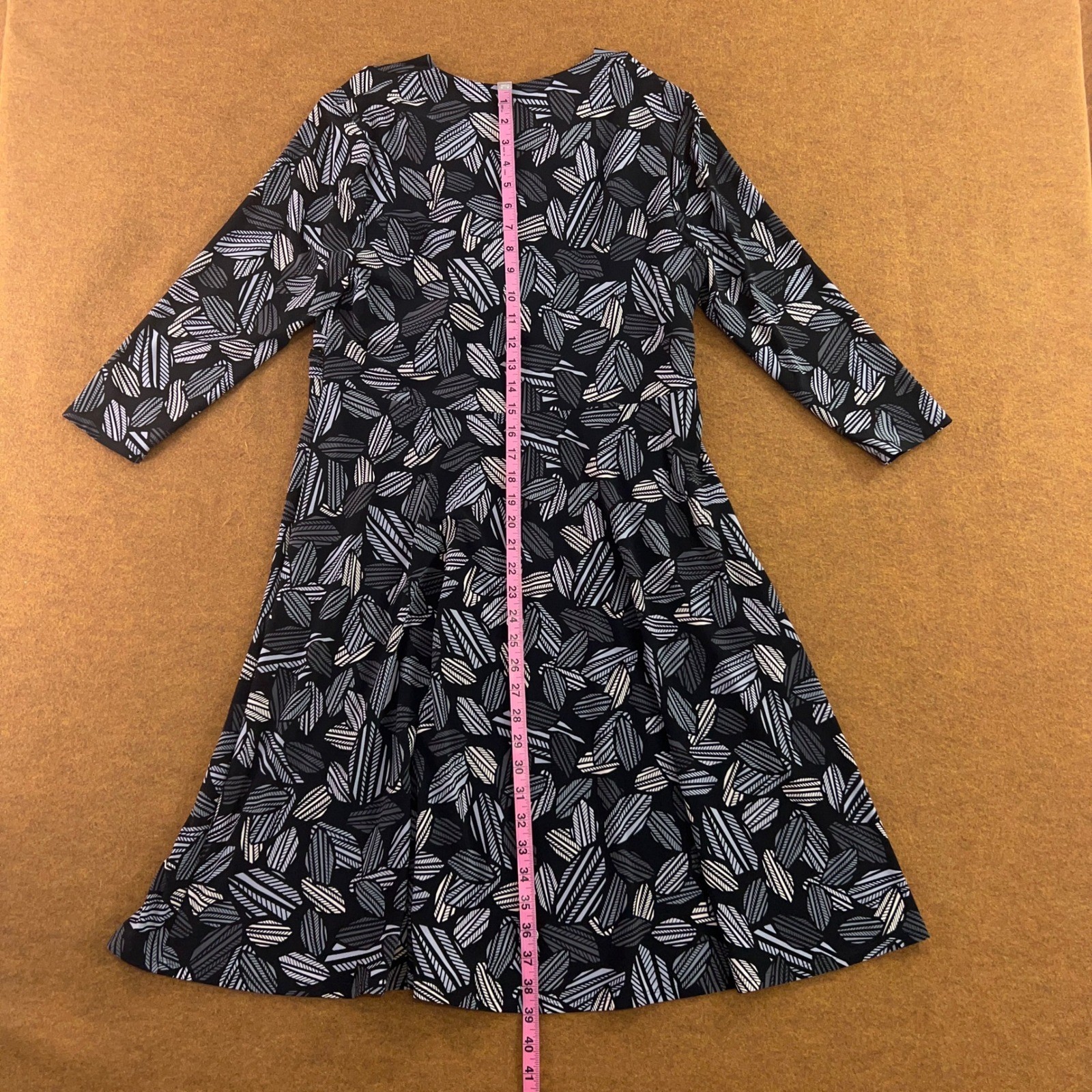 Anne Klein Womens Size 0X Black Grey Abstract Leaf Twist Front V-Neck Dress New