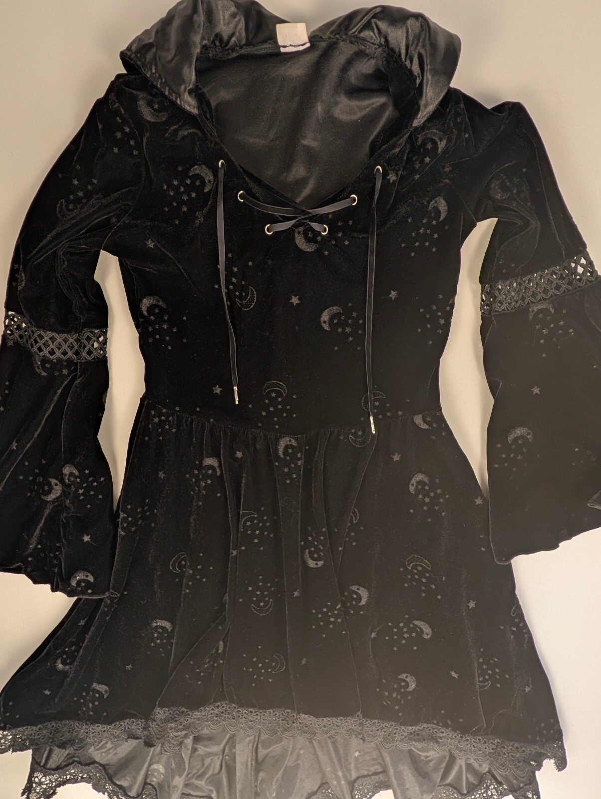 Spirit Halloween Celestial Coven Black Velvet Hooded Dress Moon & Stars M