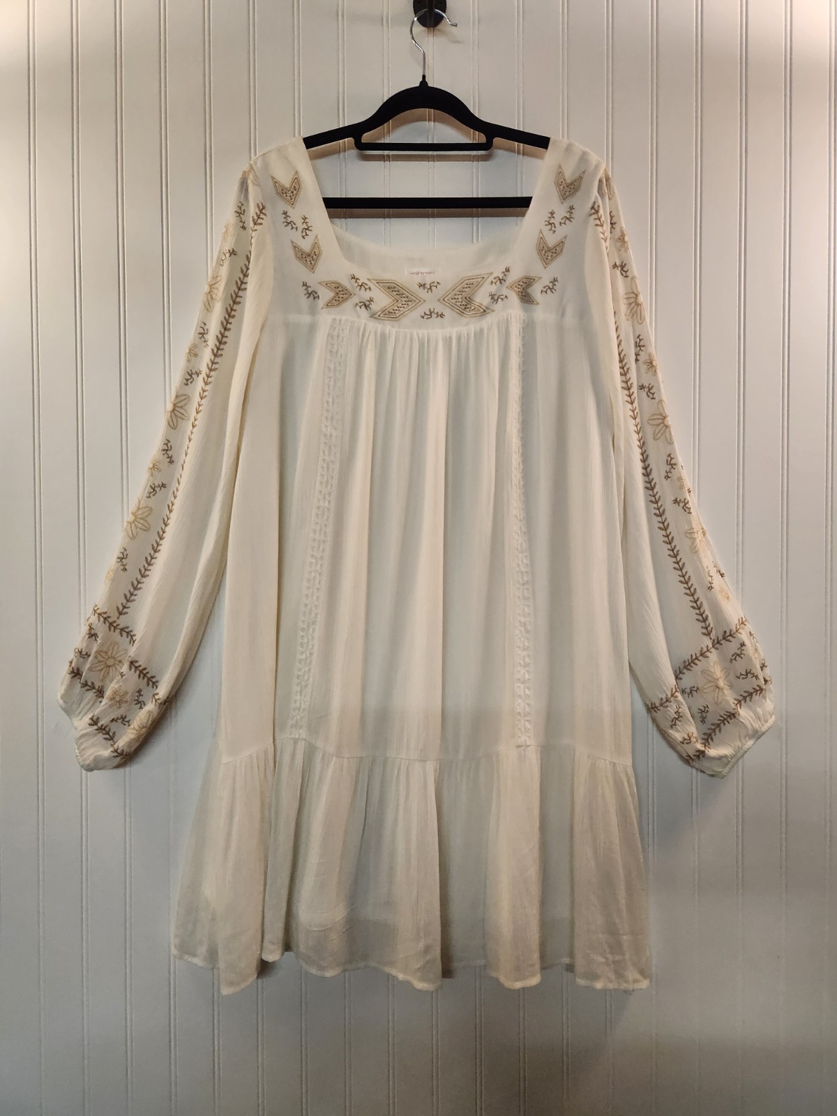 Women White Floral Embroidered Shift Dress Size XL Fairy Aztec Tribal Southwest