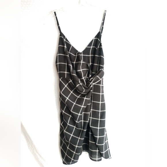Lira Mini Dress Black White Check Faux Knot Wrap Front Size Small Chest 28″