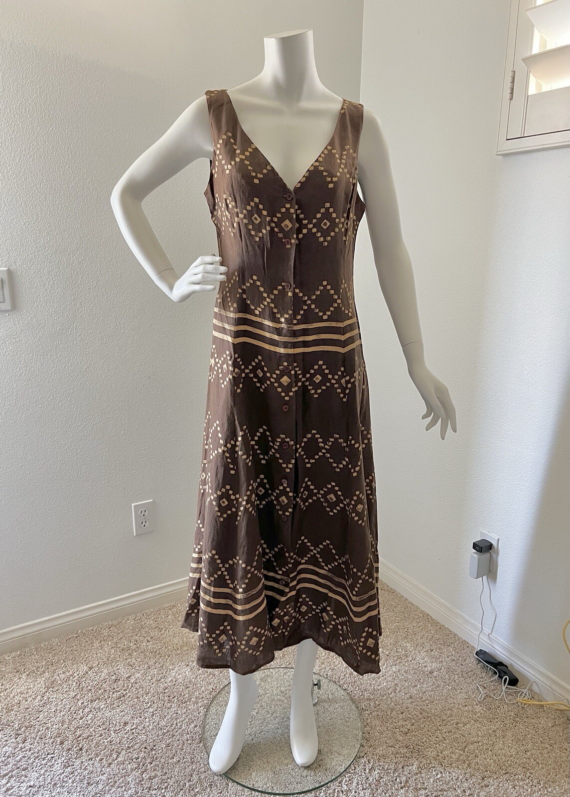 DKNY Womens Sleeveless brown button up summer dress