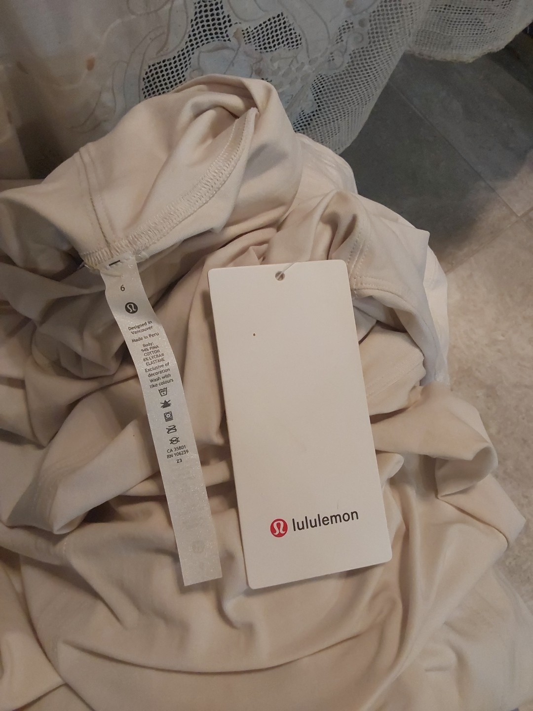 LULULEMON LA FUNNEL NECK OPAQUE WHITE T SHIRT DRESS SIZE 6