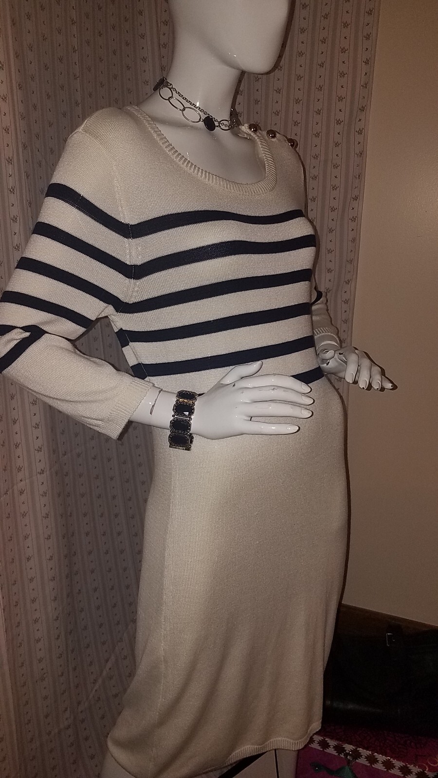 Willow and Wind Size Large Rayon fabric Sweater Dress