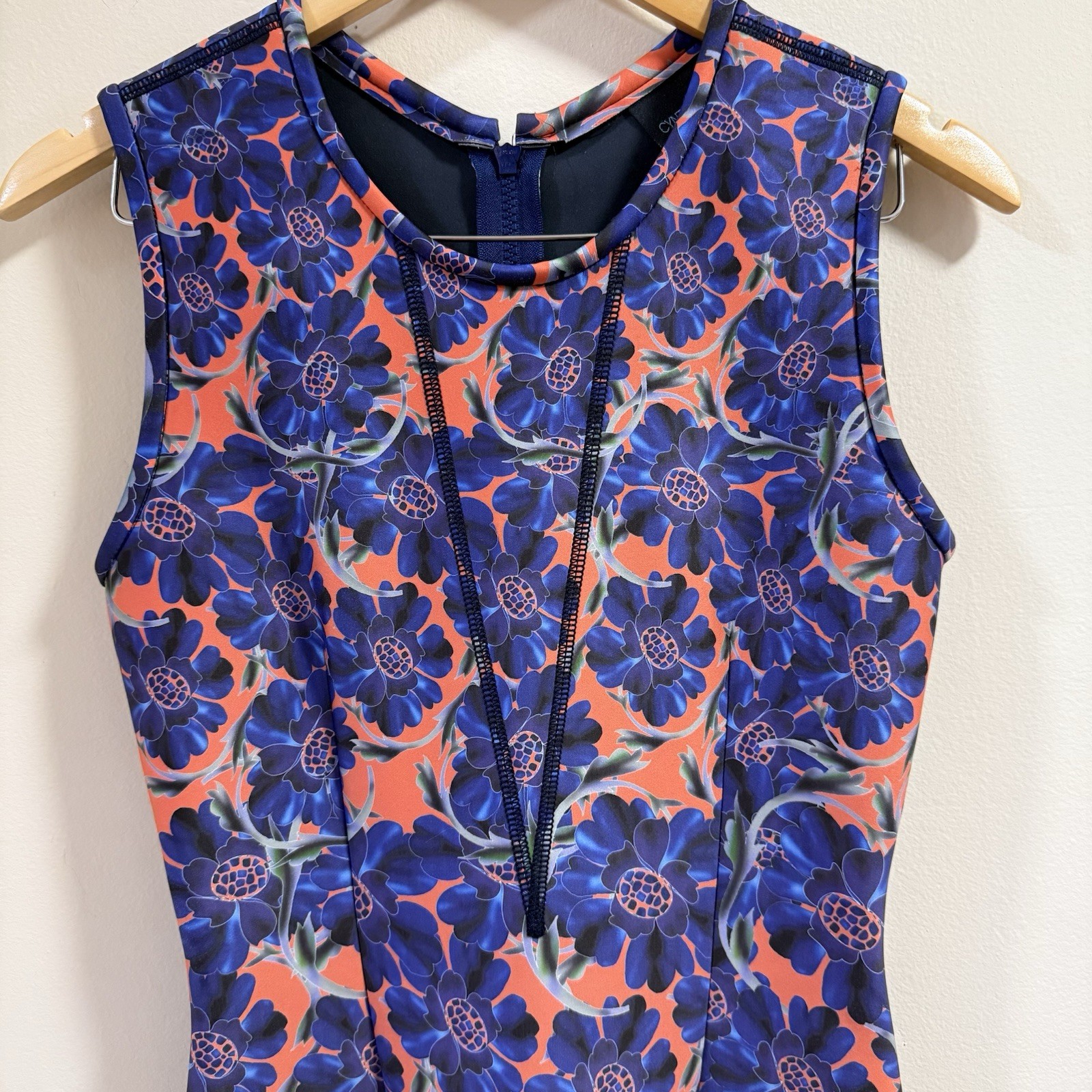 Cynthia Rowley Purple Bonded Floral Print Shift Dress Sz 10 Neoprene Scuba