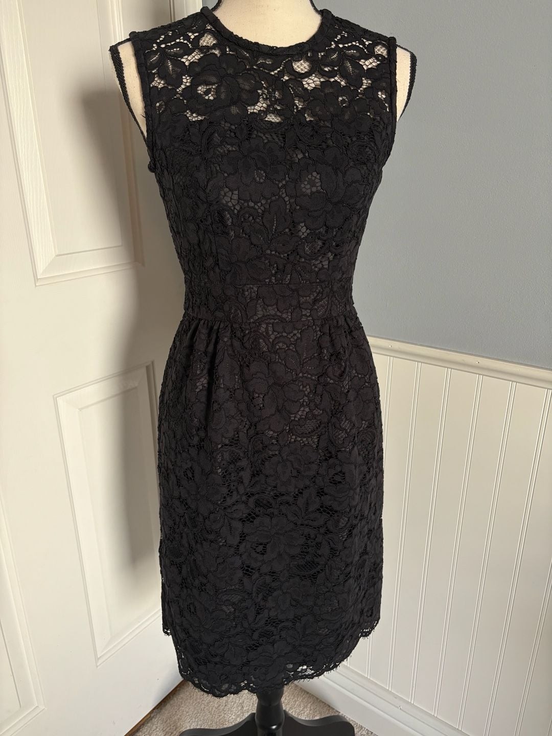 Kate Spade New York Sleeveless Floral Lace Fit and Flare Dress
