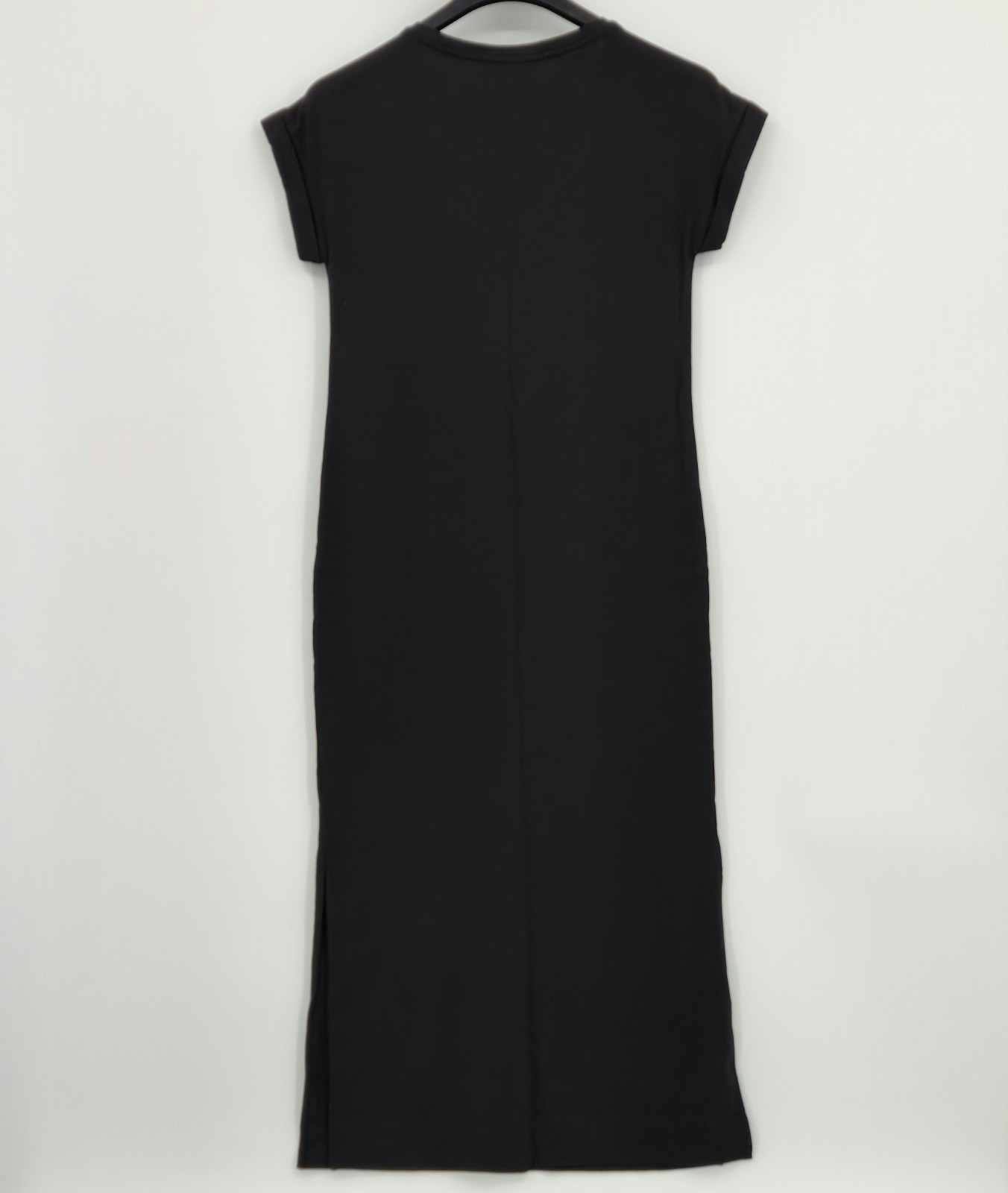 Peruvian Connection V-neck midi dress Pima chest pocket and a side slit Black