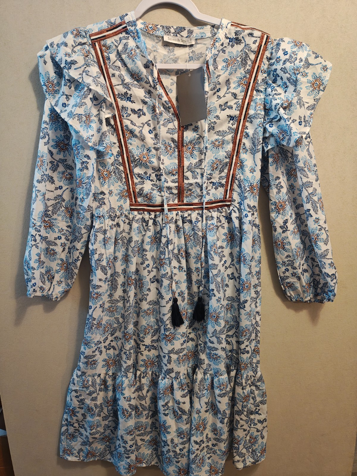 See And Be Seen Floral Dress Small S NWT Blue Boho 3/4 Sleeve Tiered Maxi Tassel