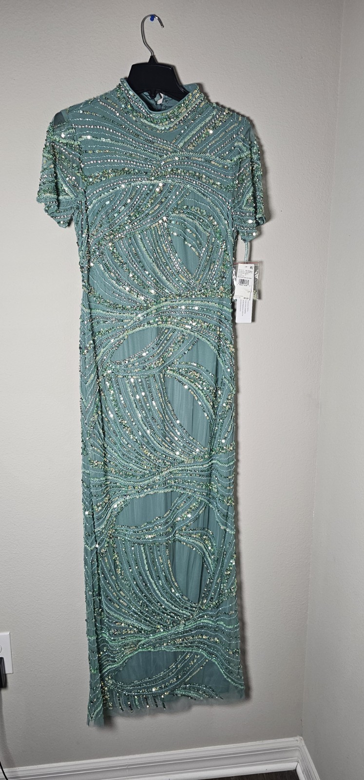NWT Aidan Mattox Beaded Mesh Short Sleeve Column Gown Sage Green Women’s 12