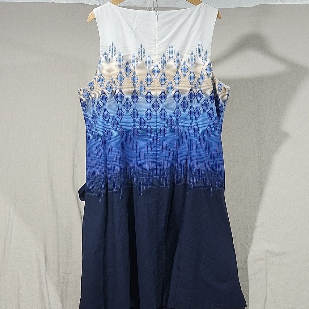 Pendleton Blue, White & Beige Sleeveless Sheath Dress w/ Geometric Pattern 22W