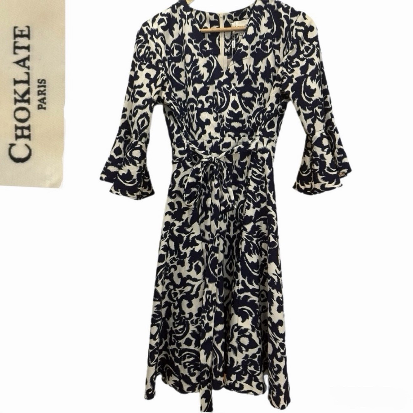 NWT Choklate Paris Blue & White Print Midi Dress – Size Large – Boho Bell Sleeve