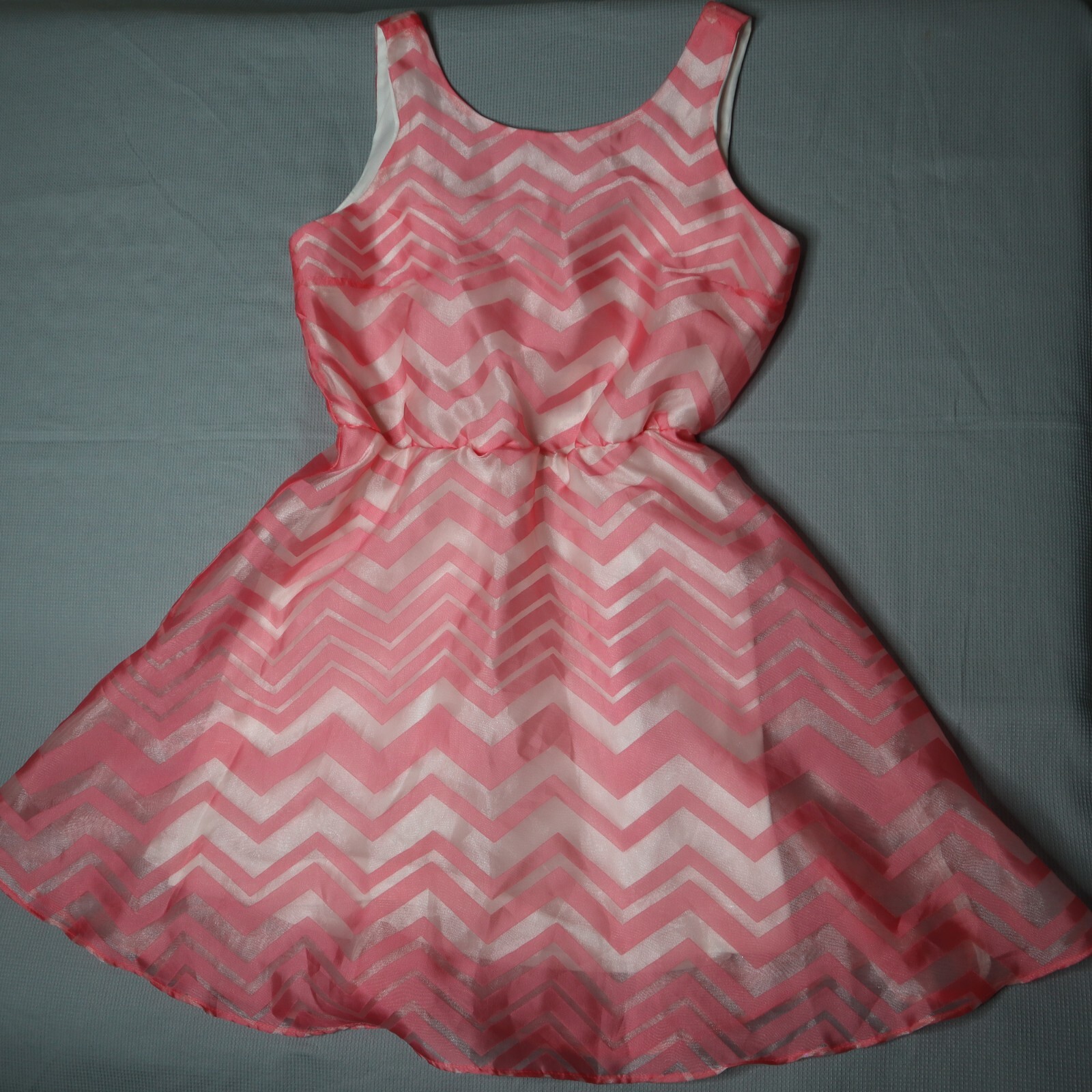 HeartSoul Formal Cocktail Dress Womens Medium Light Coral Pink Chevron Layer NWT