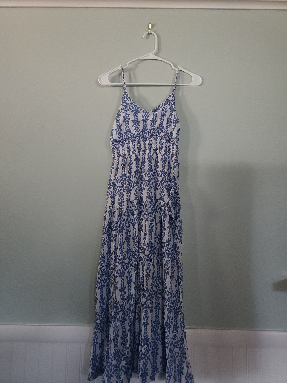 Skies Are Blue Women’s Sleeveless Floral Maxi Dress
