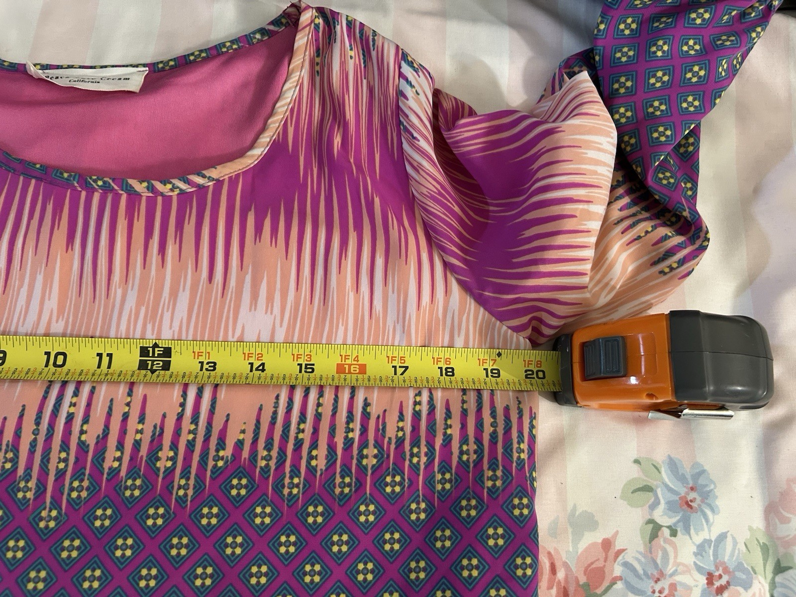 Peach Love Cream Geometric Print Shift Dress Medium Pink Boho 3/4 Sleeve Tribal