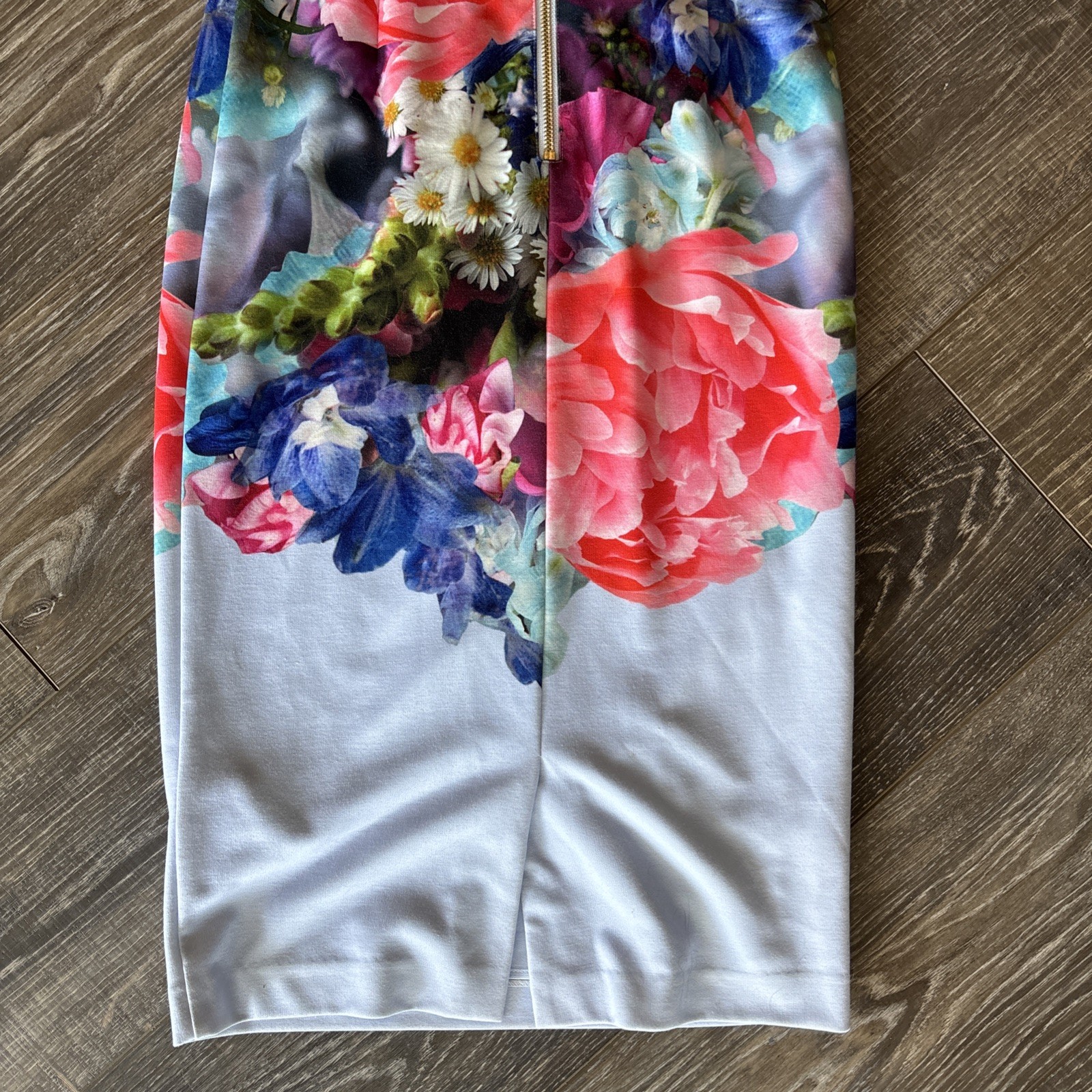 Ted Baker Light Blue Multicolor Floral Sleeveless Sheath Dress, Size 1 (US 2-4)